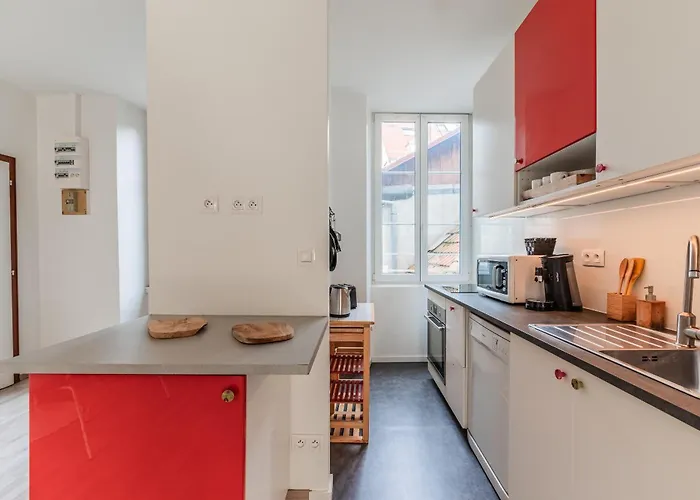 Appartement Chaleureux & Lumineux T3 Strasbourg-centre